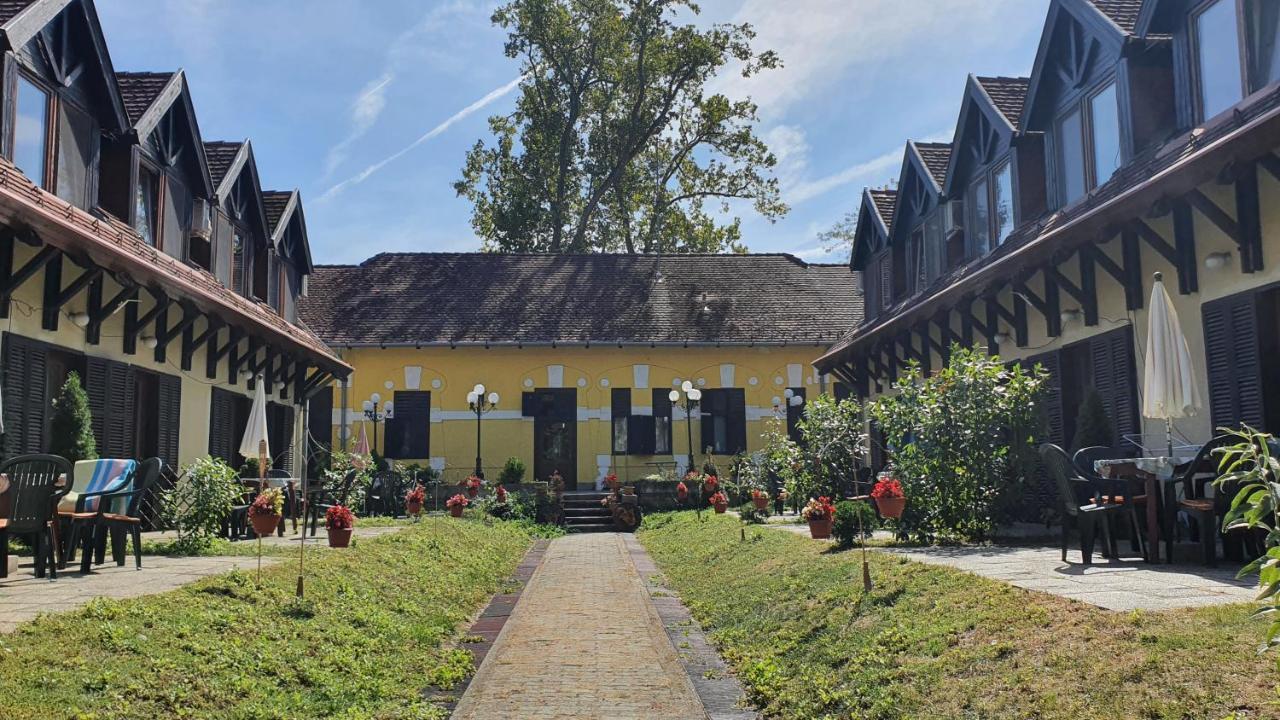 Harmonia Apartmanhaz Балатонлелле Экстерьер фото