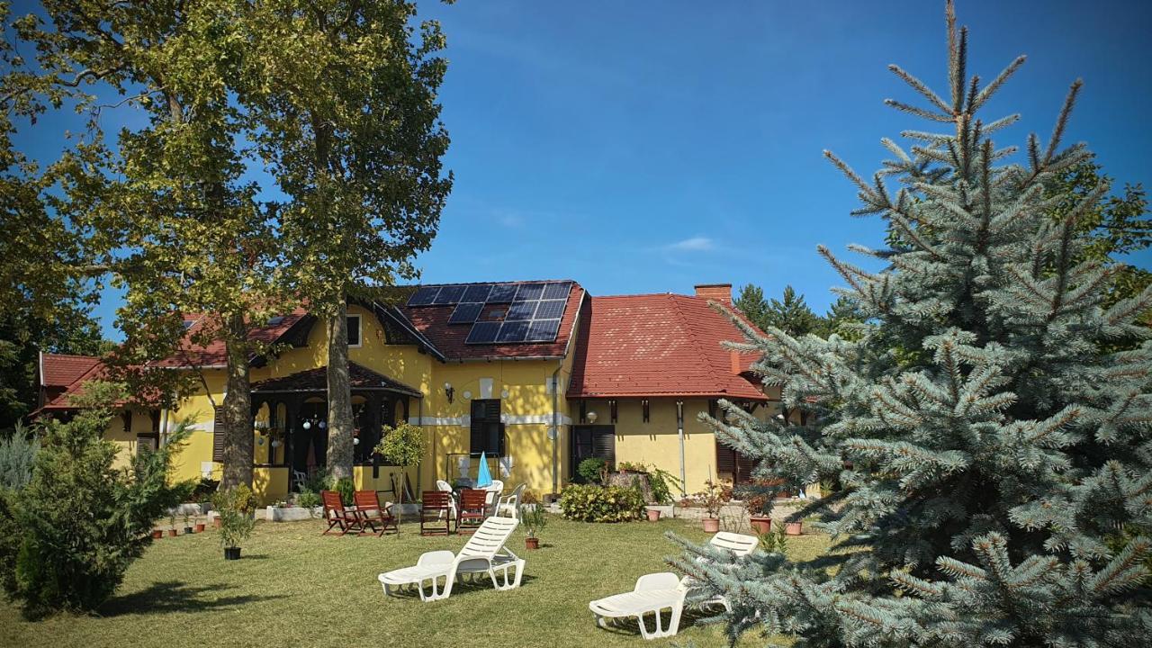 Harmonia Apartmanhaz Балатонлелле Экстерьер фото